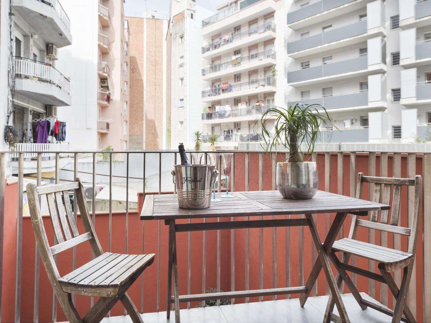 My Space Barcelona Apartamento con Piscina en El Borne para 8 - My Space Barcelona Apartamentos