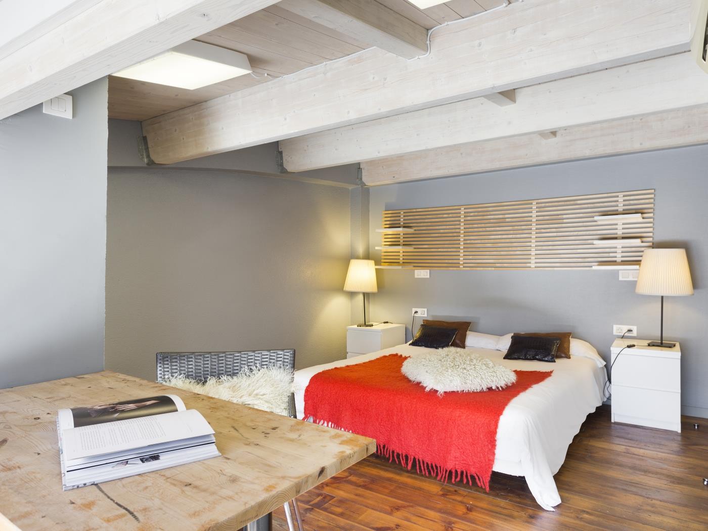 Ático con Terraza Privada en Sarrià para 6 - Alquileres por meses - My Space Barcelona Apartamentos