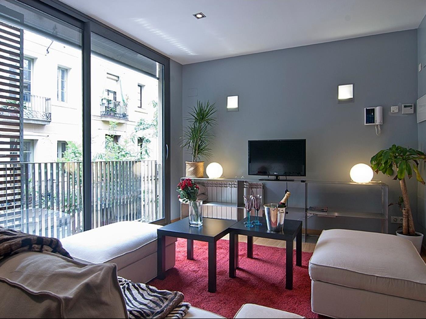 Apartamento con Terraza y Piscina en la Sagrada Familia para 6 - My Space Barcelona Apartamentos