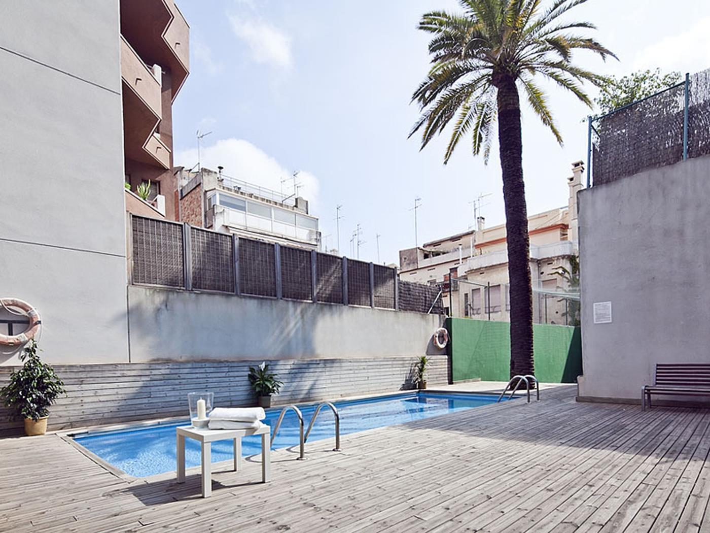 Alquiler de piso Erasmus en Barcelona con piscina y terraza en el centro - My Space Barcelona Apartamentos