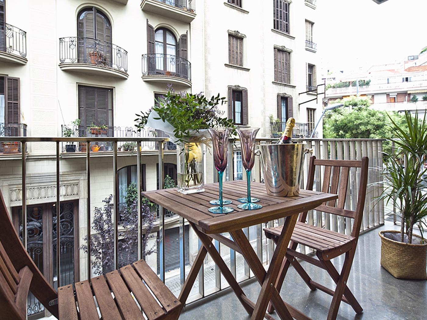 Piso de Lujo para Ejecutivos en el Centro de la Ciudad para 4 - My Space Barcelona Apartamentos