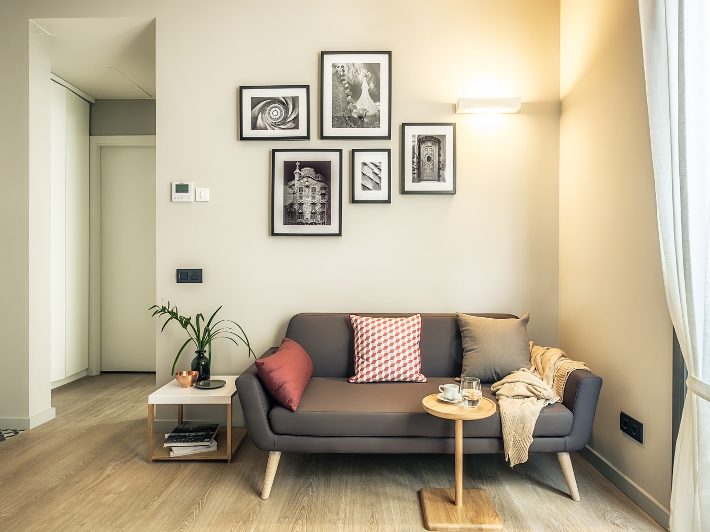 Moderno y elegante apartamento por meses con terraza compartida en el centro - My Space Barcelona Apartamentos