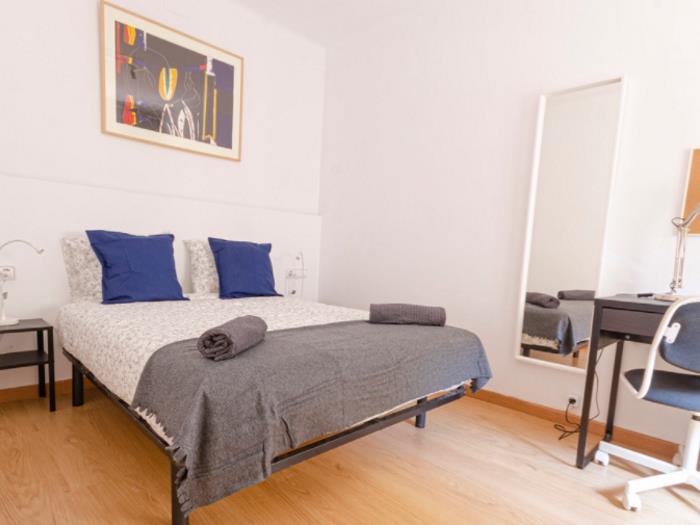 Acogedora habitación doble amueblada en Hospitalet - My Space Barcelona Apartamentos
