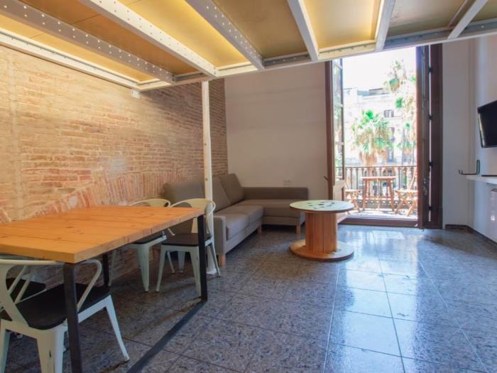 Encantador dúplex con balcón para alquileres temporales en Plaza Real - My Space Barcelona Apartamentos