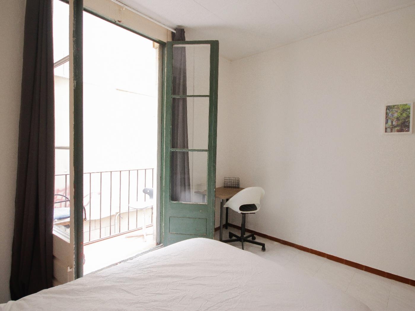 Espaciosa habitación cerca al metro Drassanes - My Space Barcelona Apartamentos