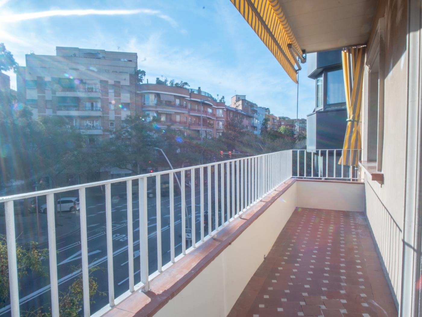 Apartamento de 3 dormitorios totalmente reformado cerca de La Sagrera - My Space Barcelona Apartamentos