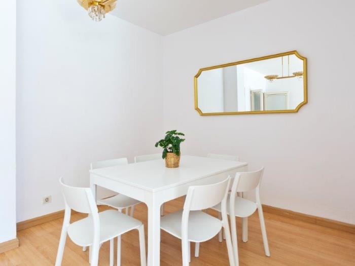 ¡Encantador piso con capacidad para 6 personas cerca del corazón de la ciudad! - My Space Barcelona Apartamentos