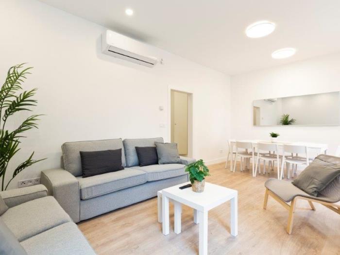 ¡Encantador piso con capacidad para 7 personas cerca del corazón de la ciudad! - My Space Barcelona Apartamentos