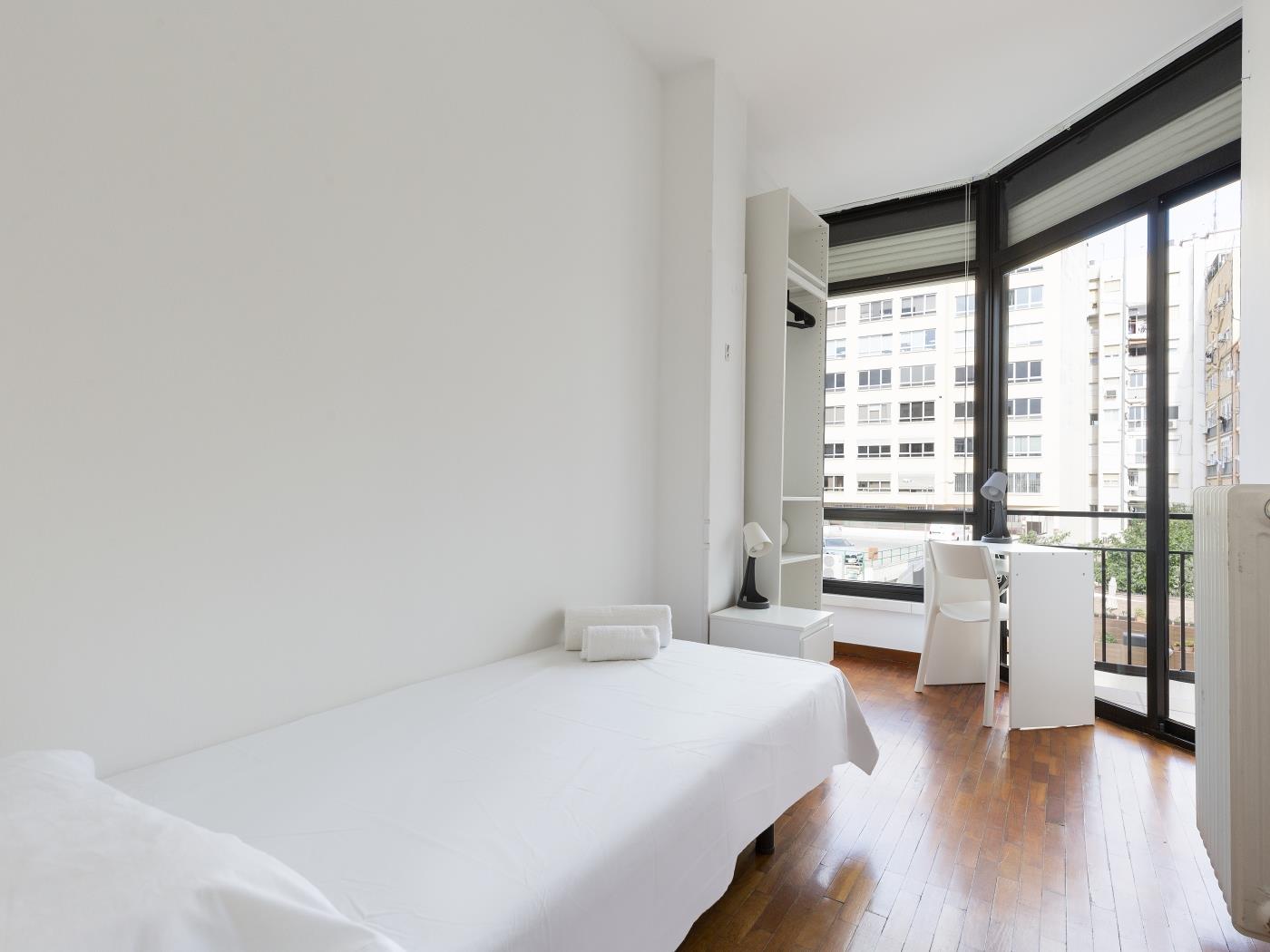 ¡Encantador piso con capacidad para 6 personas en Consell de cent! - My Space Barcelona Apartamentos