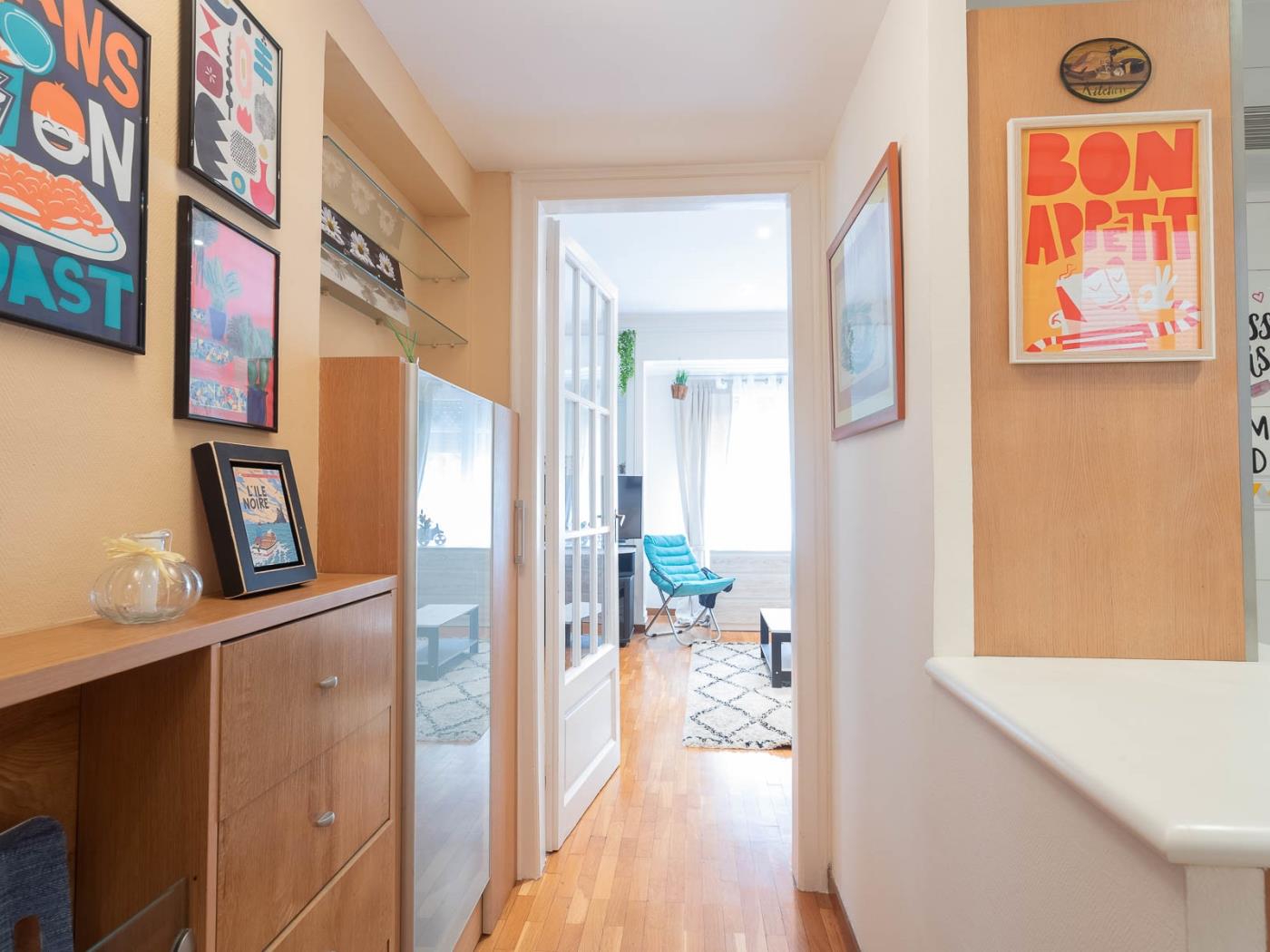 ¡Encantador piso con capacidad para 6 personas cerca del corazón de la ciudad! - My Space Barcelona Apartamentos