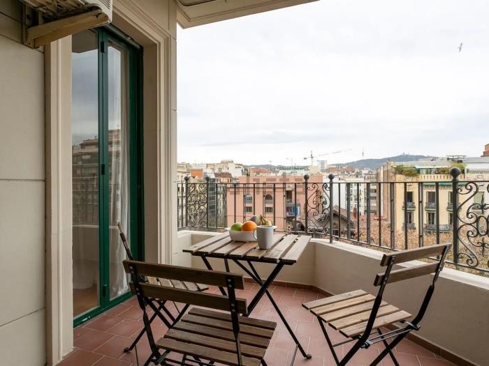 'Vive el Encanto de la Gran Vía en Este Espectacular Piso de 4 Do - My Space Barcelona Apartamentos